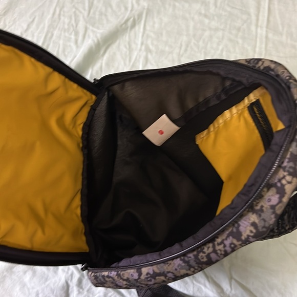 Dakine Mini Backpack - Picture 7 of 8